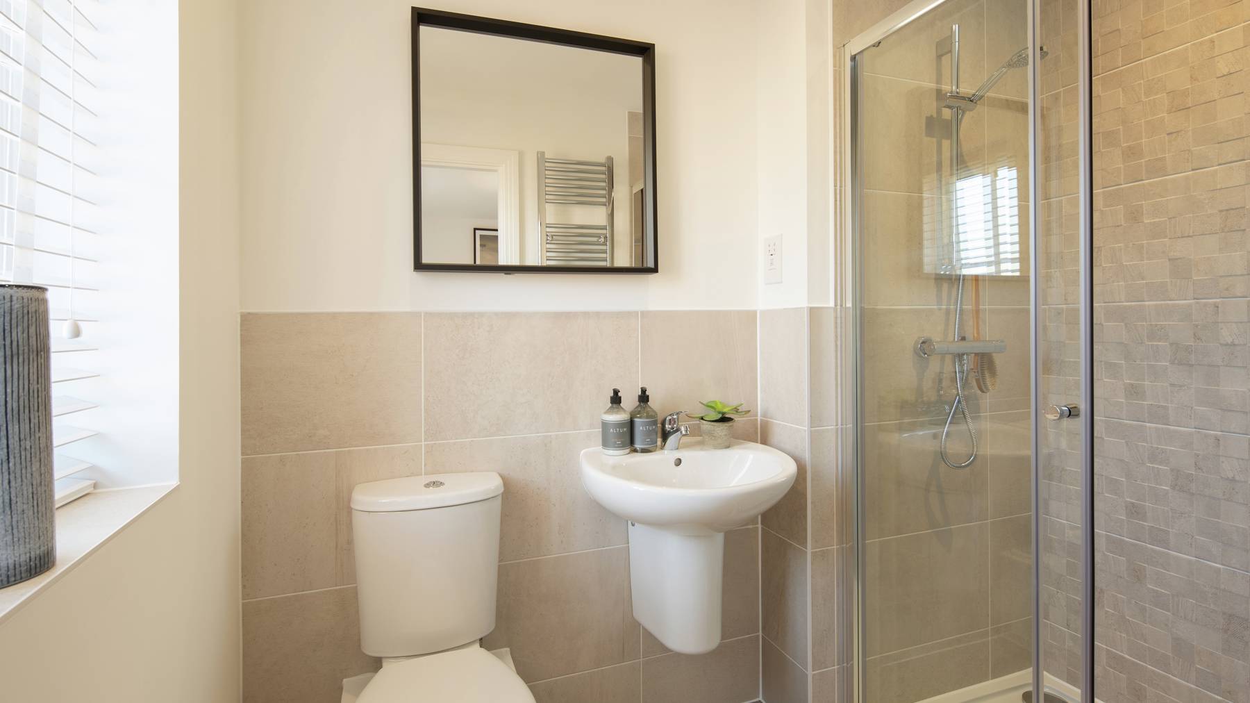 En suite of house for sale in Alton, Hampshire