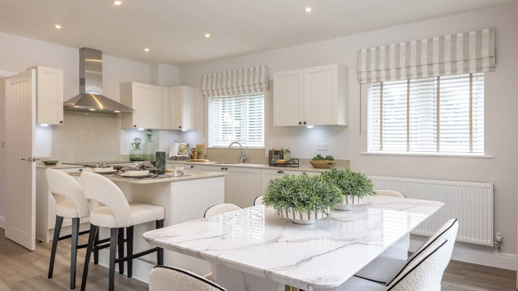 Kitchen/dining area of houses for sale in Crowthorne